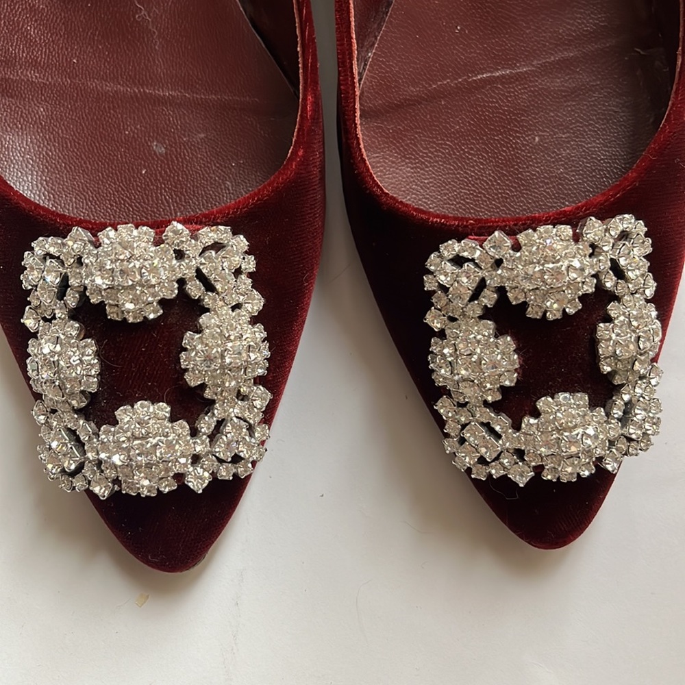 Authentic Manolo Blahnik Hangisi Velvet Flats Size 37 - Picture 9 of 9